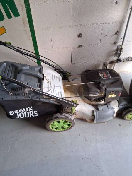 tondeuse auto tractée