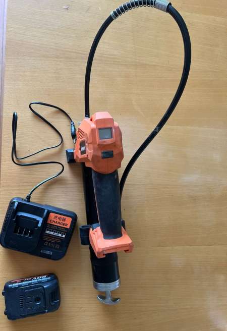 Pompe a graisse a batterie