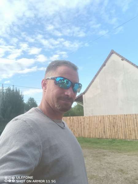 Masseur sensuel à domicile