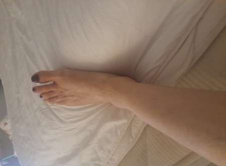 Photo pieds ,chaussures, jambes lingeries sexy