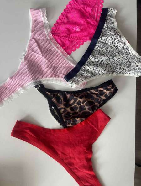 Sous vêtement souillés string tanga