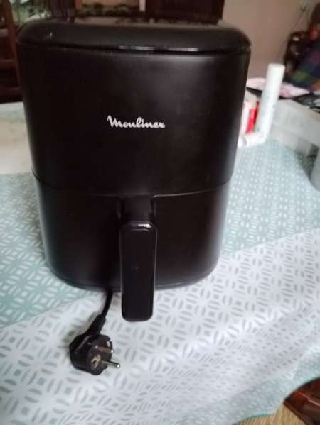 FRITEUSE A AIR SANS HUILES