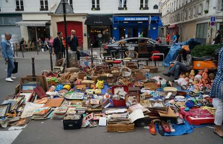 Un carton de brocante pour 27,80 euro
