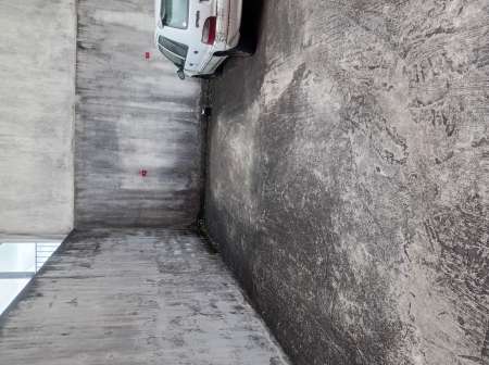 Emplacement voiture à la semaine ou mois