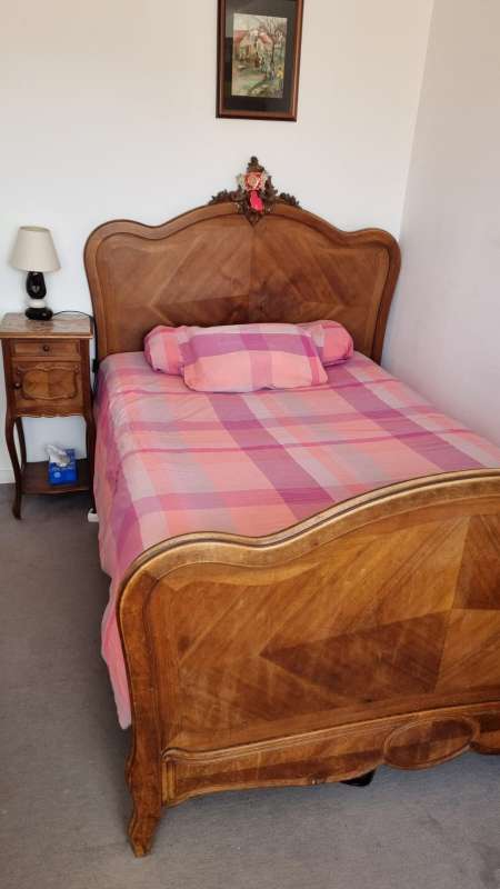 Recherche une colocataire