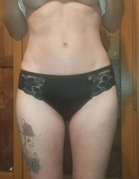 Culotte noire en dentelle