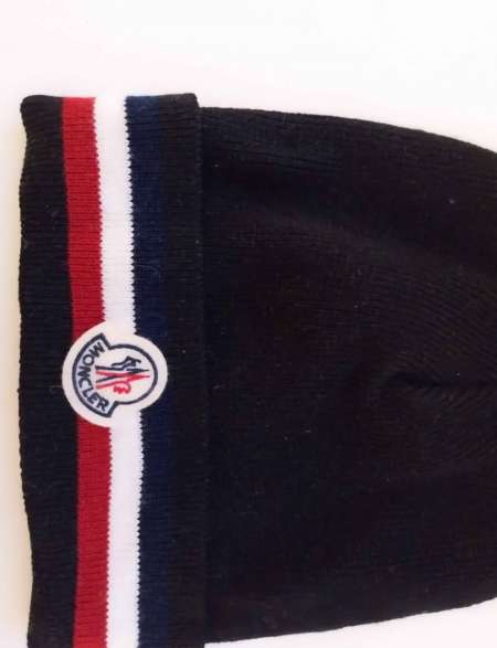 Bonnet MONCLER femmes ou hommes