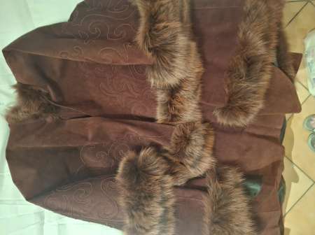 Vend toutes sorte d habits du tailles S M 42a 48