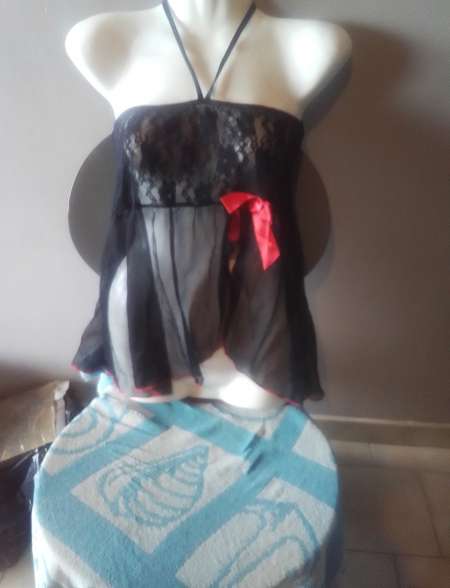 nuisettes transparente et String