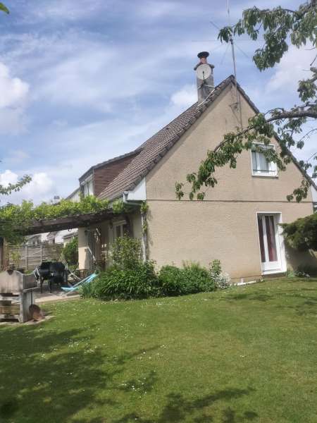 Cherche femme de ménage pour pavillon 120 mètres c