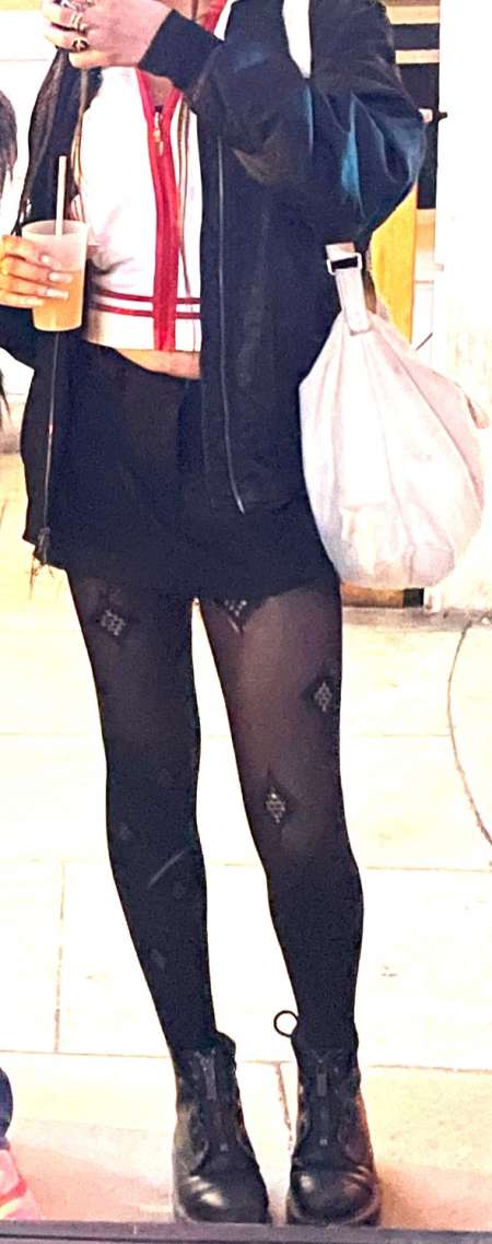 jolie modele métissée parisienne 1m74