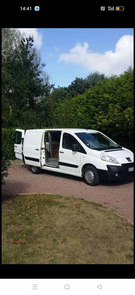 Je fais des transports divers, petits démenagement