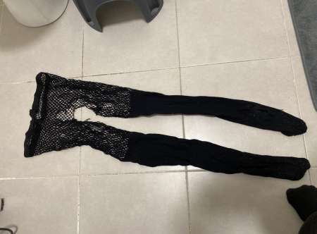 Vente de chaussettes, bas, collants (portés)