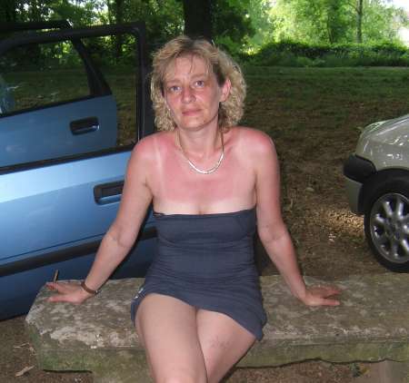 modèle dispo pour photo coiffure soins beauté etc.