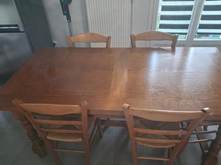 Table cuisine plus 6 chaises