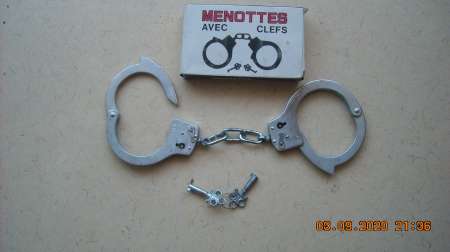paire de menottes