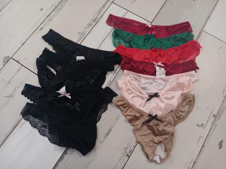 Bonjour propse strings pour femme