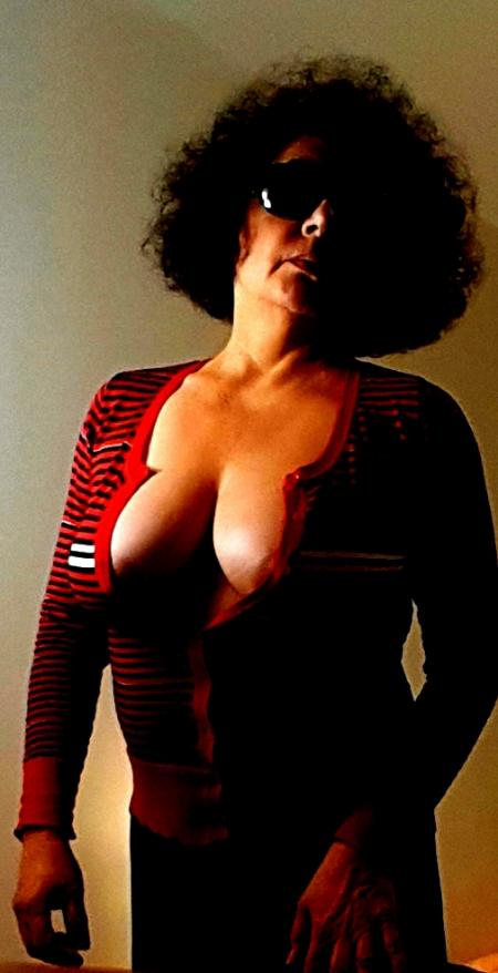Echange massages contre photos pour mon book