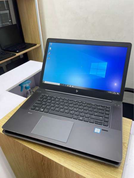 HP Zbook studio G4 Workstation core I7-7700HQ