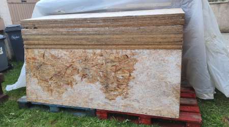 Panneaux bois OSB 2,00 m x 0,75 m x 30 mm.