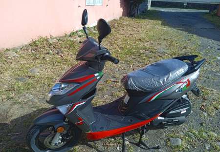 Vend scooter longjia à 900