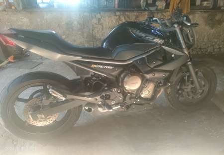 Vend Yamaha xj6 6