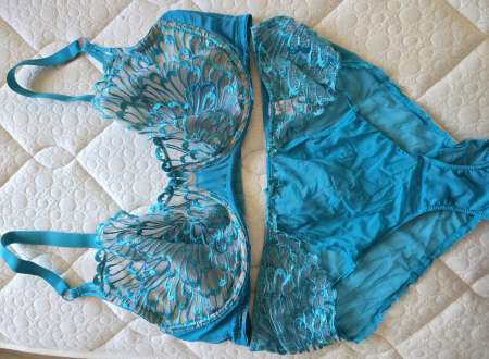 Ensemble soutien gorge et culotte couleur turquois