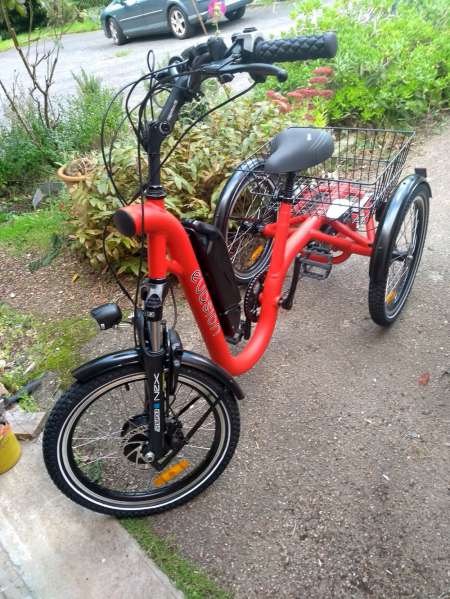 vends Tricycle Electrique 20 Pouces