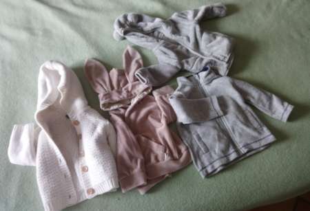 Lot de vêtements bébé