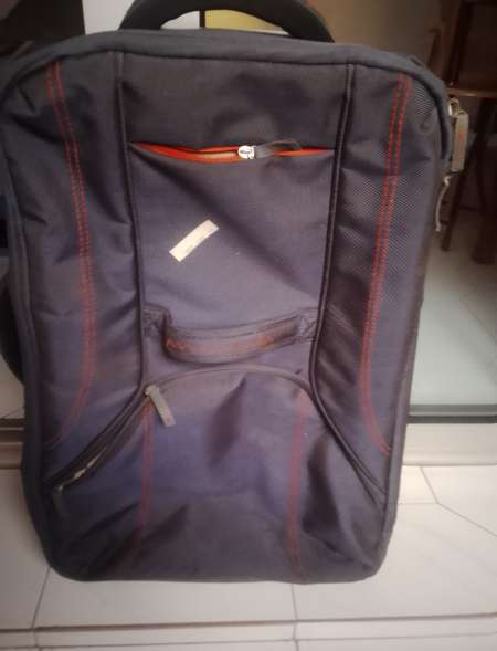 Valise en tissu résistant