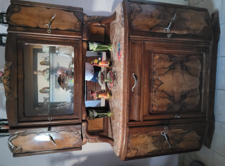 Buffet art déco en parfait état.