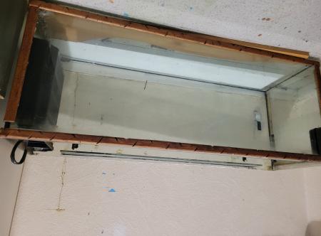 donne aquarium 100l a venir chercher