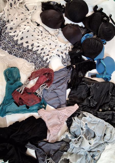 Rech Modèle taille S M ou L pose lingerie et autre