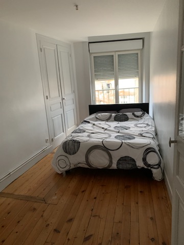  Logement contre service